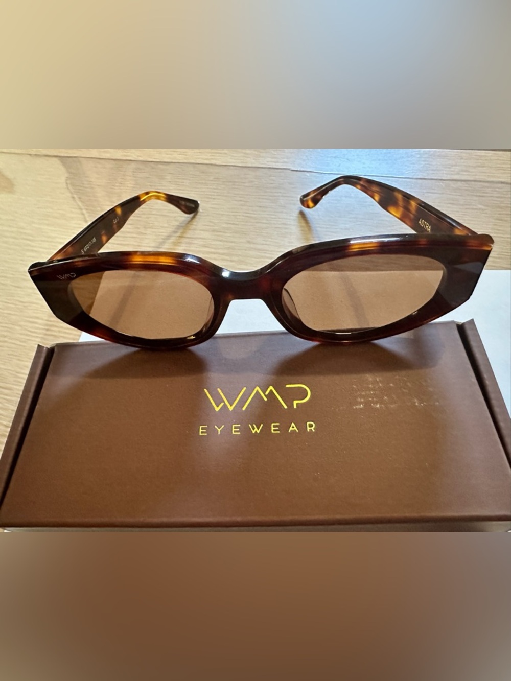 Timeless Craftsmanship Sunglasses, Graphic WMP Astra tortoise, dark brown lenses